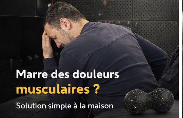 Utilisation de la balle de massage musculaire pour soulager les tensions du dos, des jambes et des épaules à domicile